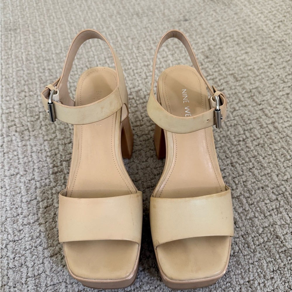 Nine West Nude/Tan Block Heel Slingback Sandals